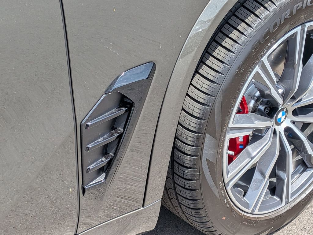 New 2026 BMW X5 xDrive50e w/ M Sport Package image 39