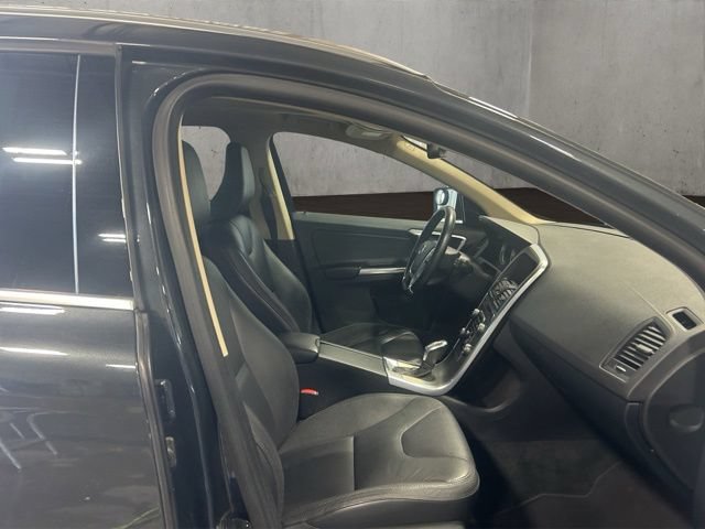 Used 2013 Volvo XC60 3.2 AWD/4WD image 7