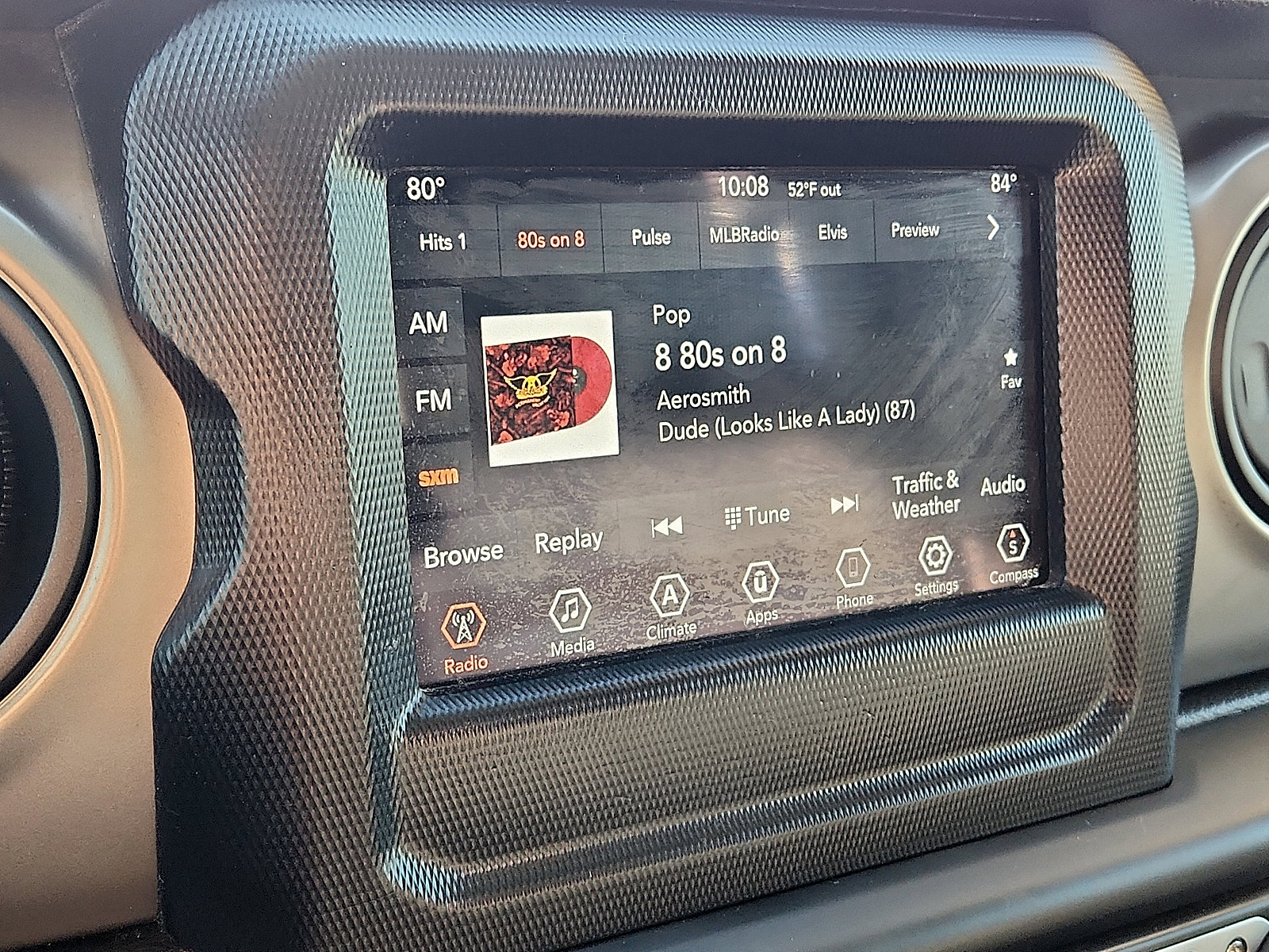 Used 2018 Jeep Wrangler Unlimited Sport S image 16