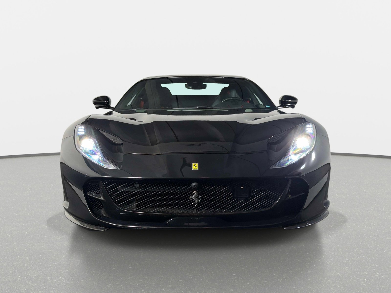 Used 2021 Ferrari 812 GTS RWD image 8