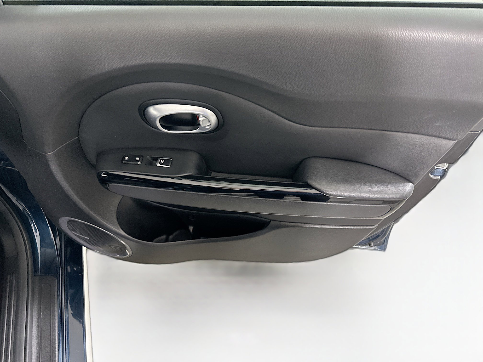 Used 2018 Kia Soul + image 30