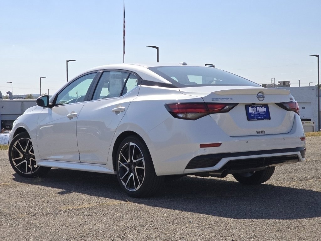 Used 2024 Nissan Sentra SR w/ Trunk Package image 18
