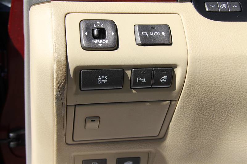 Used 2007 Lexus LS 460 RWD image 38