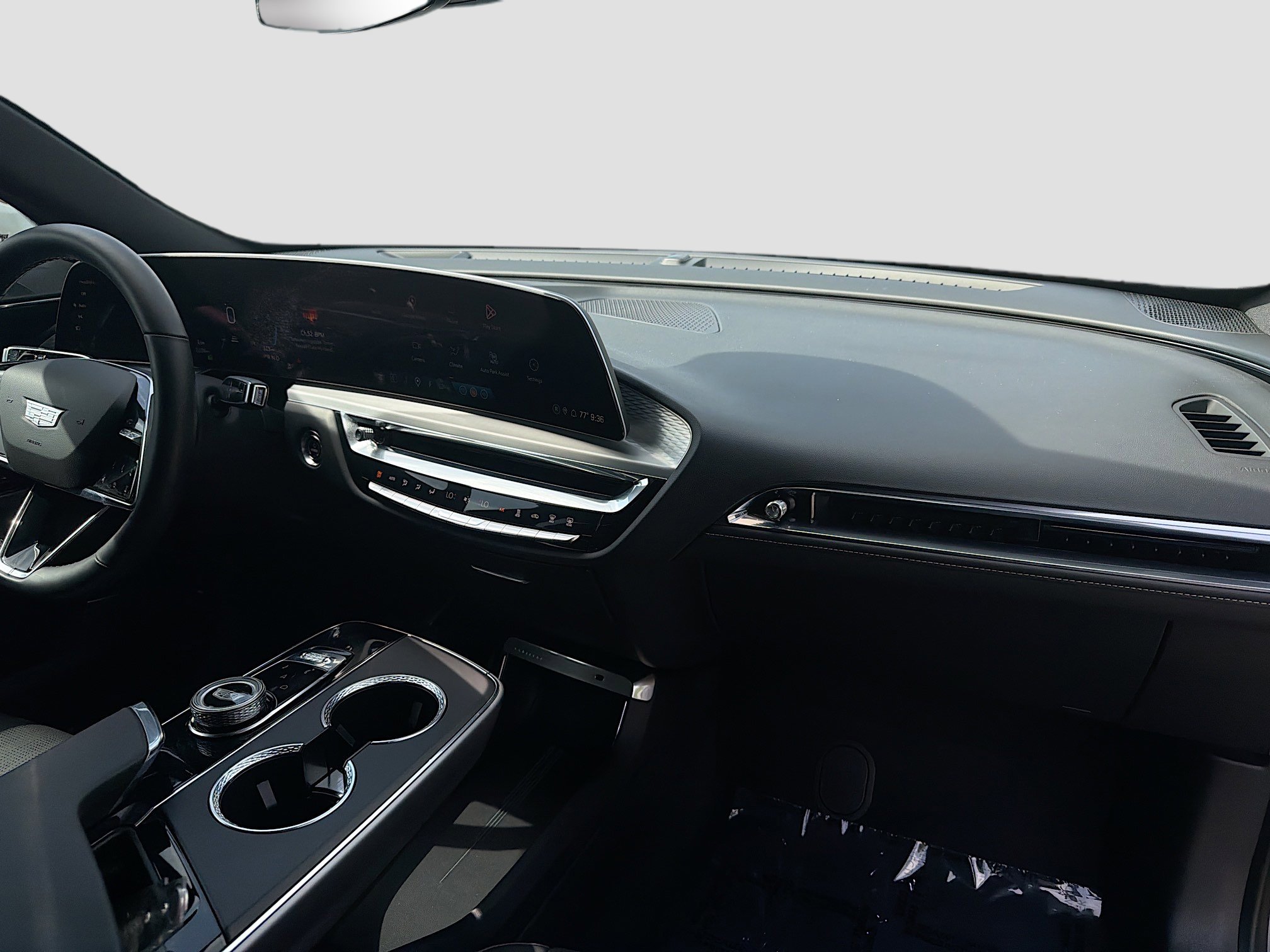 Used 2024 Cadillac Lyriq Luxury image 33