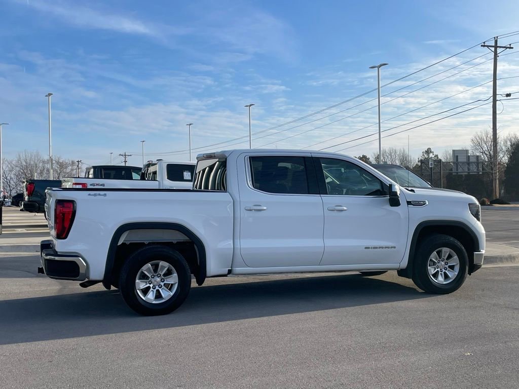 Used 2022 GMC Sierra 1500 SLE image 8