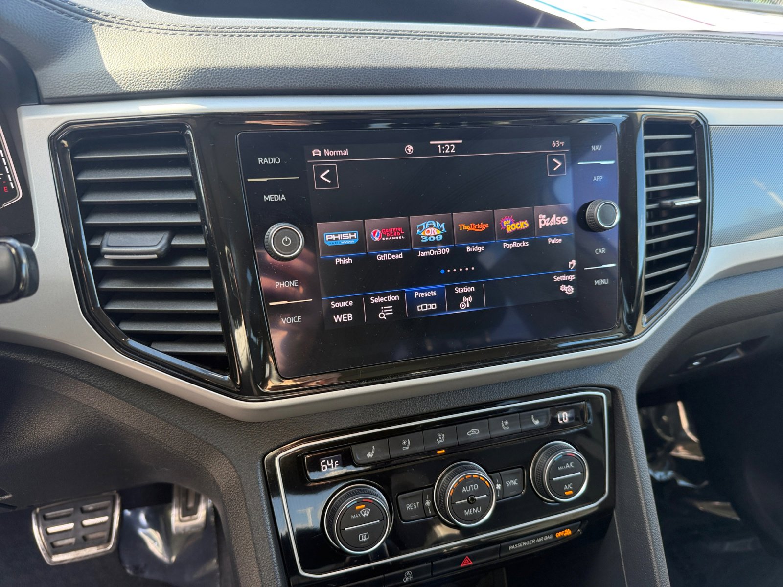 Certified 2021 Volkswagen Atlas SEL Premium image 12