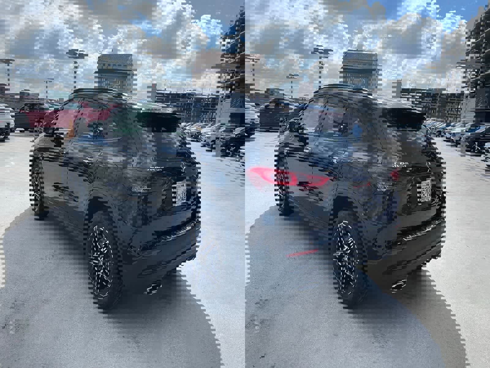 Used 2023 Mercedes-Benz GLA 250 image 4