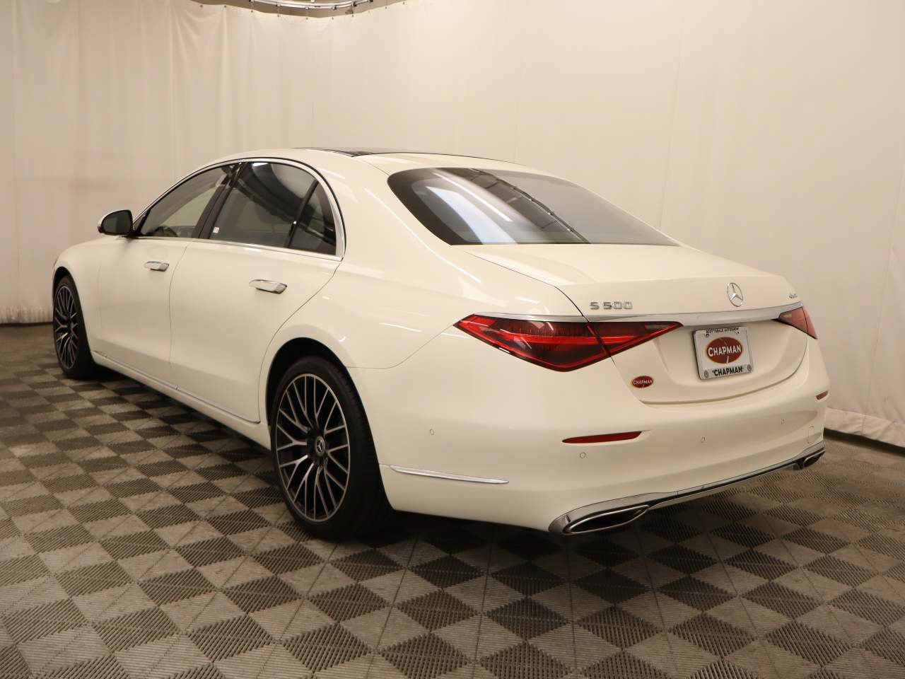 Used 2022 Mercedes-Benz S 500 4MATIC image 3