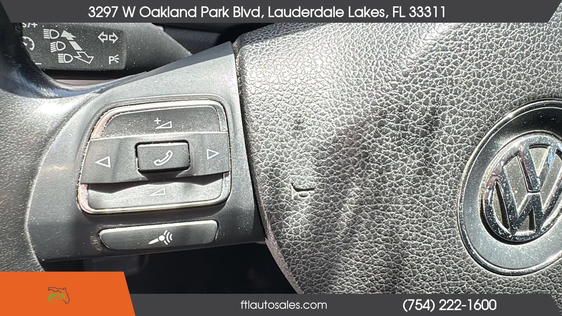 Used 2011 Volkswagen Jetta SEL image 46