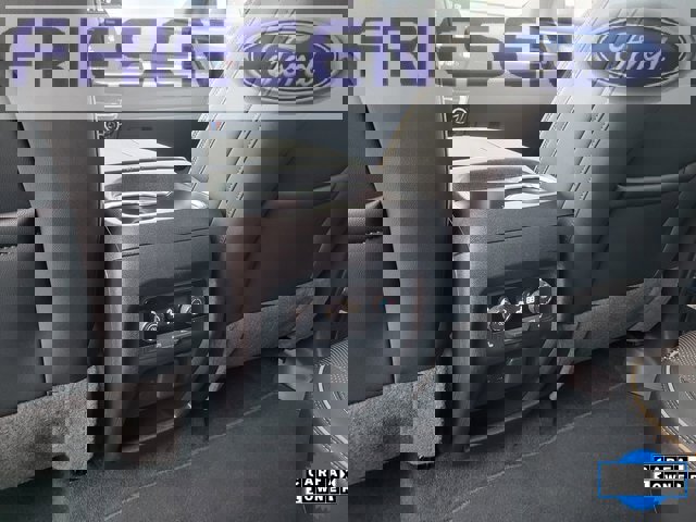 Used 2024 Chevrolet Traverse RS image 26