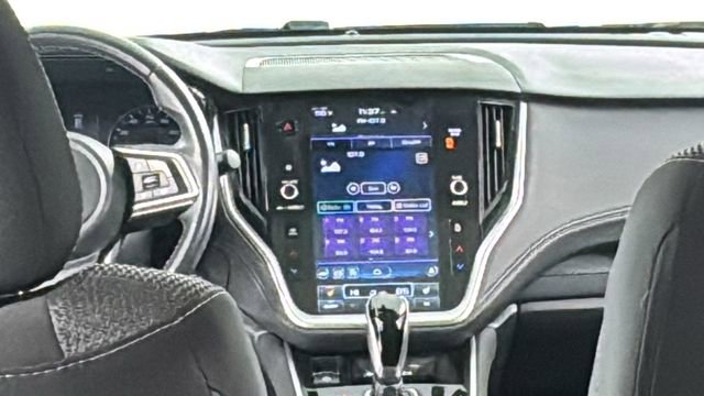 Used 2022 Subaru Outback Premium image 17