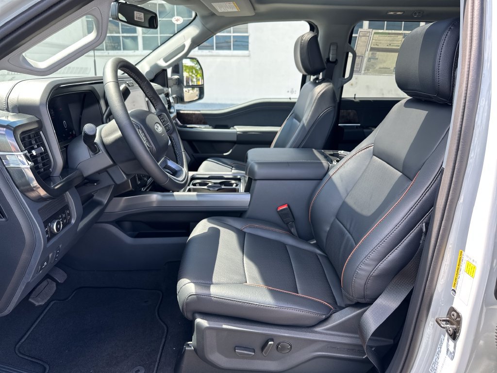 New 2026 Ford F250 Lariat w/ Black Appearance Package AWD/4WD image 12