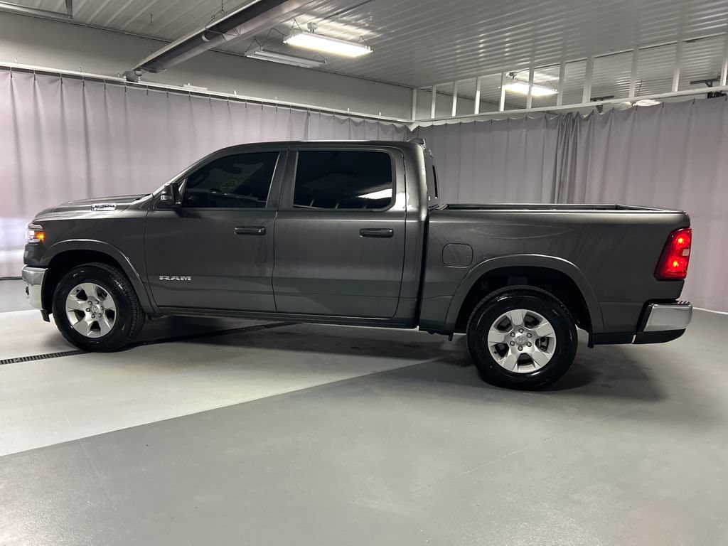 Used 2025 RAM 1500 Big Horn AWD/4WD image 4