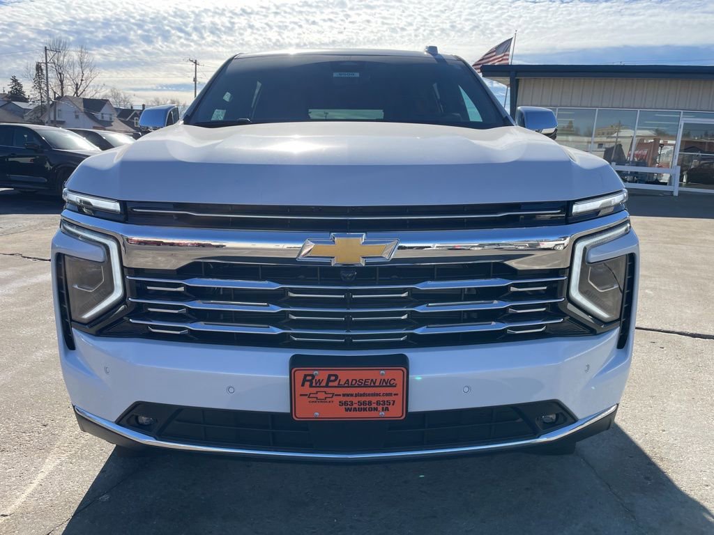 New 2026 Chevrolet Suburban Premier image 25