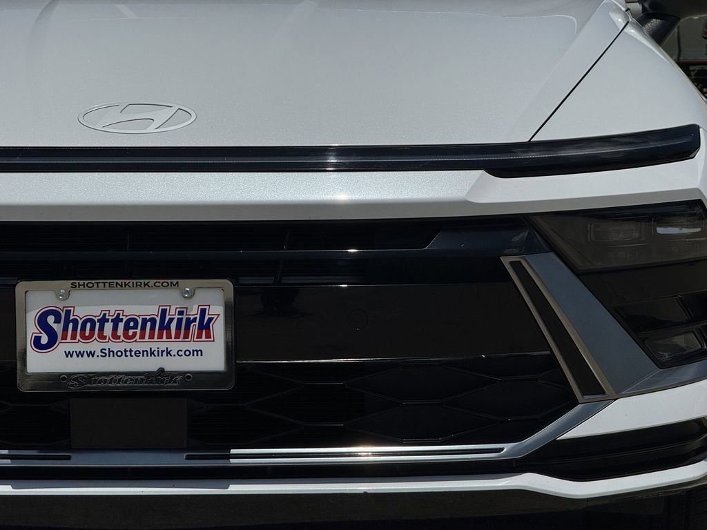 Used 2025 Hyundai Sonata SEL FWD image 8