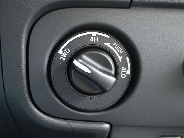 Used 2025 Nissan Frontier S w/ S Utility Package image 15