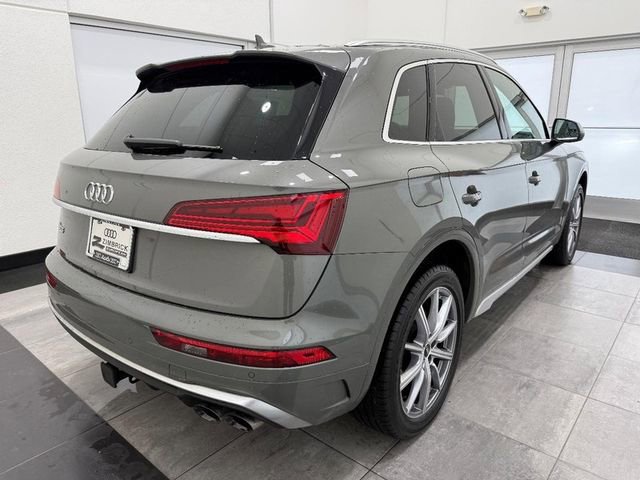Used 2023 Audi SQ5 Premium Plus w/ Premium Plus Package AWD/4WD image 2