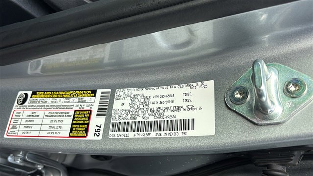 Used 2025 Toyota Tacoma TRD Sport image 33
