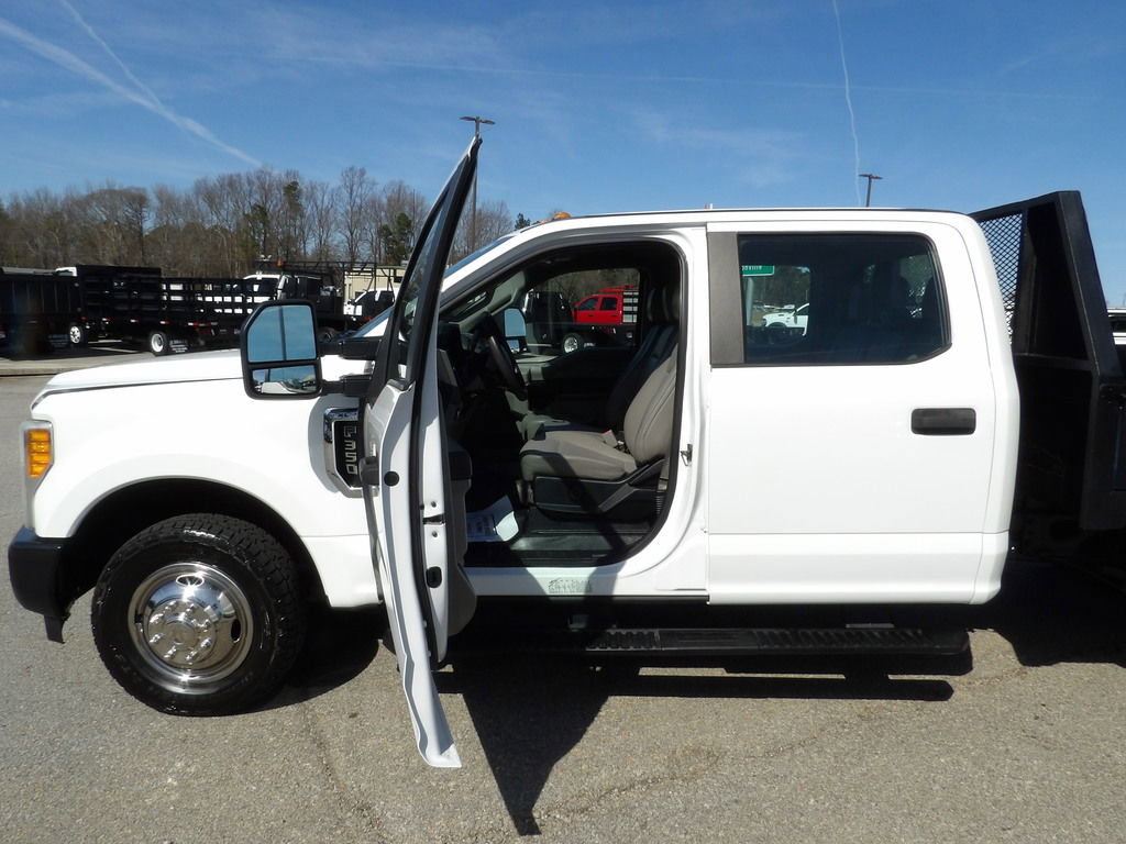 Used 2017 Ford F350 XL image 13