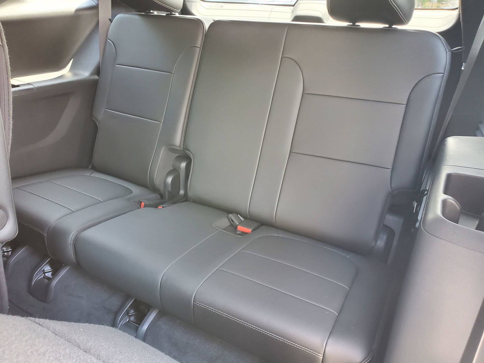 Used 2023 Chevrolet Traverse Premier w/ Redline Edition FWD image 13
