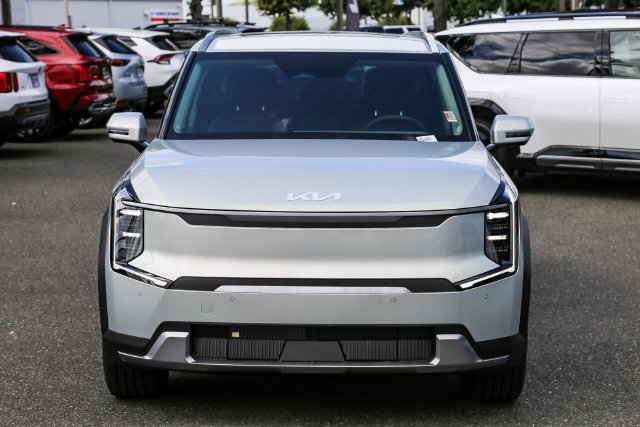 New 2024 Kia EV9 Wind AWD/4WD image 3