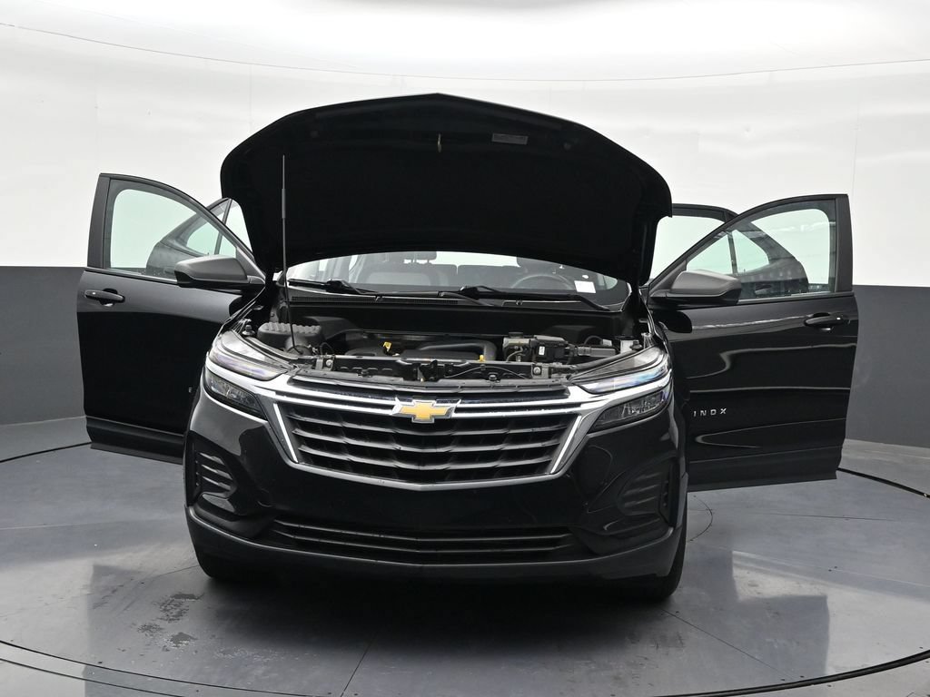 Used 2024 Chevrolet Equinox LS w/ Driver Confidence II Package FWD image 36
