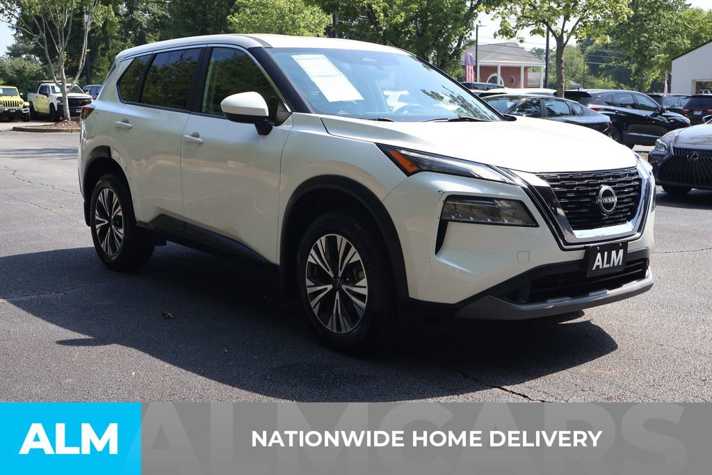 Used 2023 Nissan Rogue SV FWD image 4