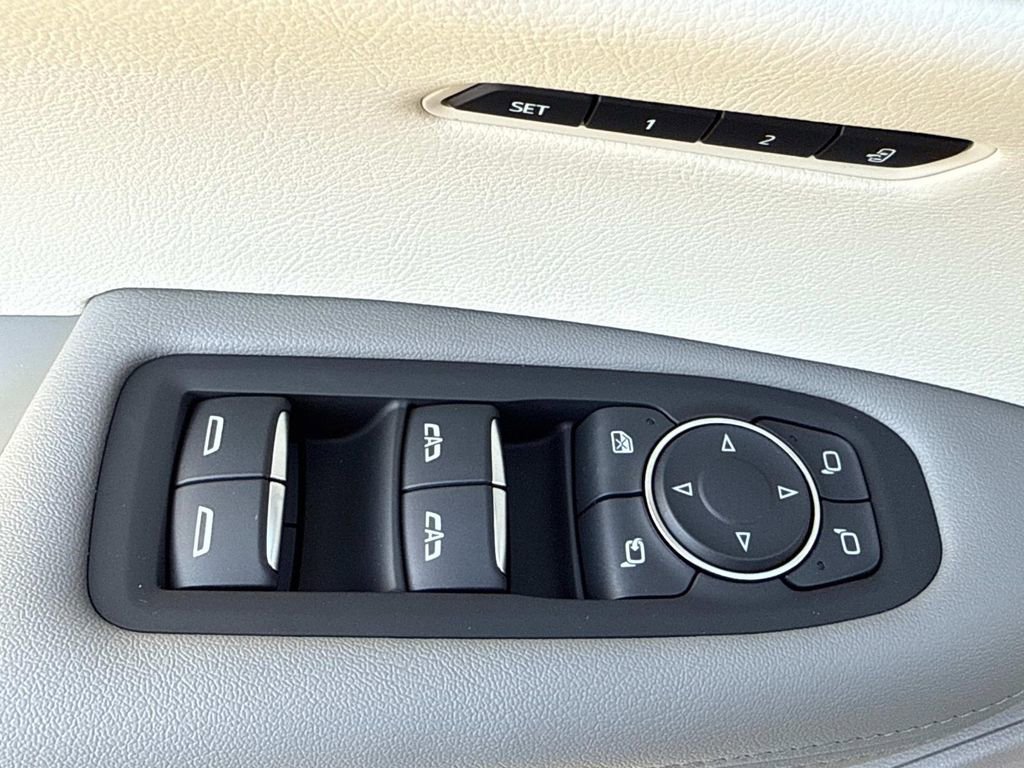 New 2025 Cadillac XT6 Premium Luxury w/ Technology Package image 20