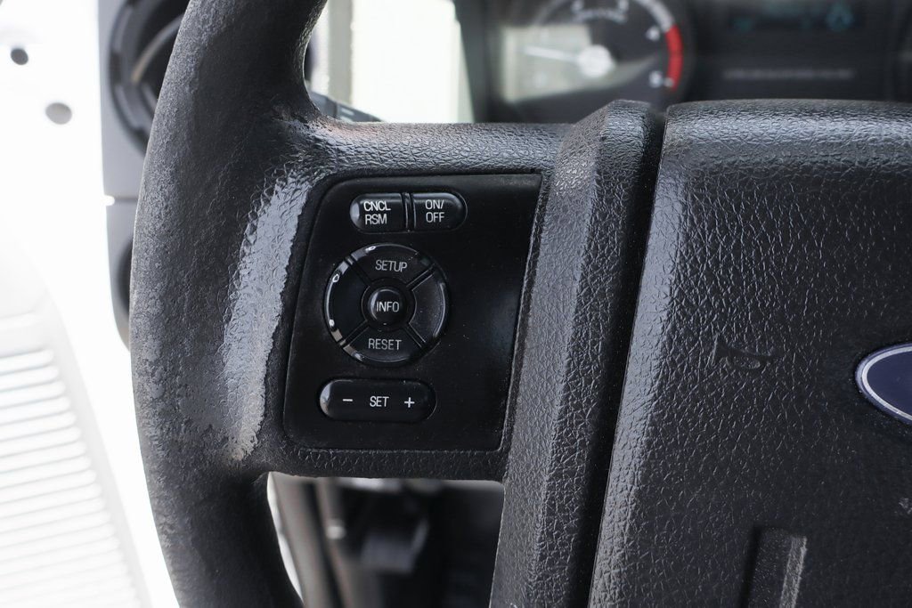 Used 2016 Ford F550 2WD Regular Cab Super Duty image 18