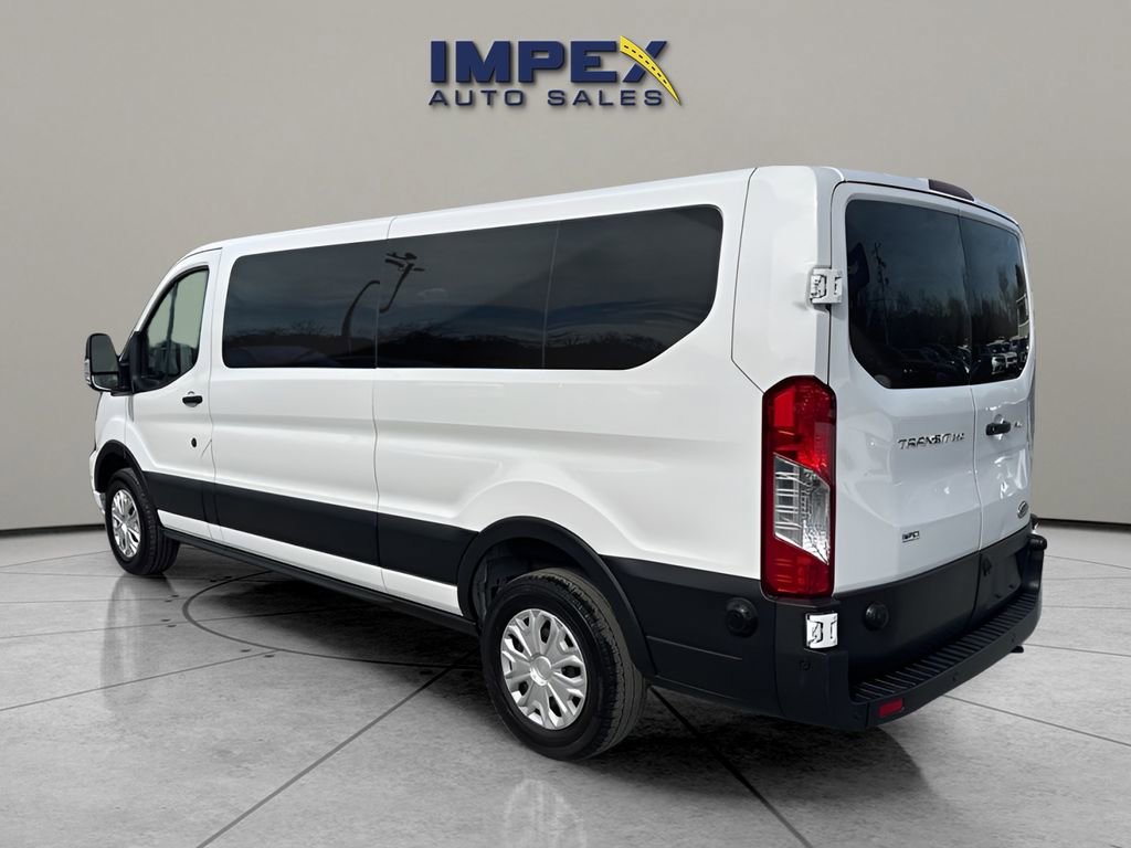 Used 2024 Ford Transit 350 XLT RWD image 3