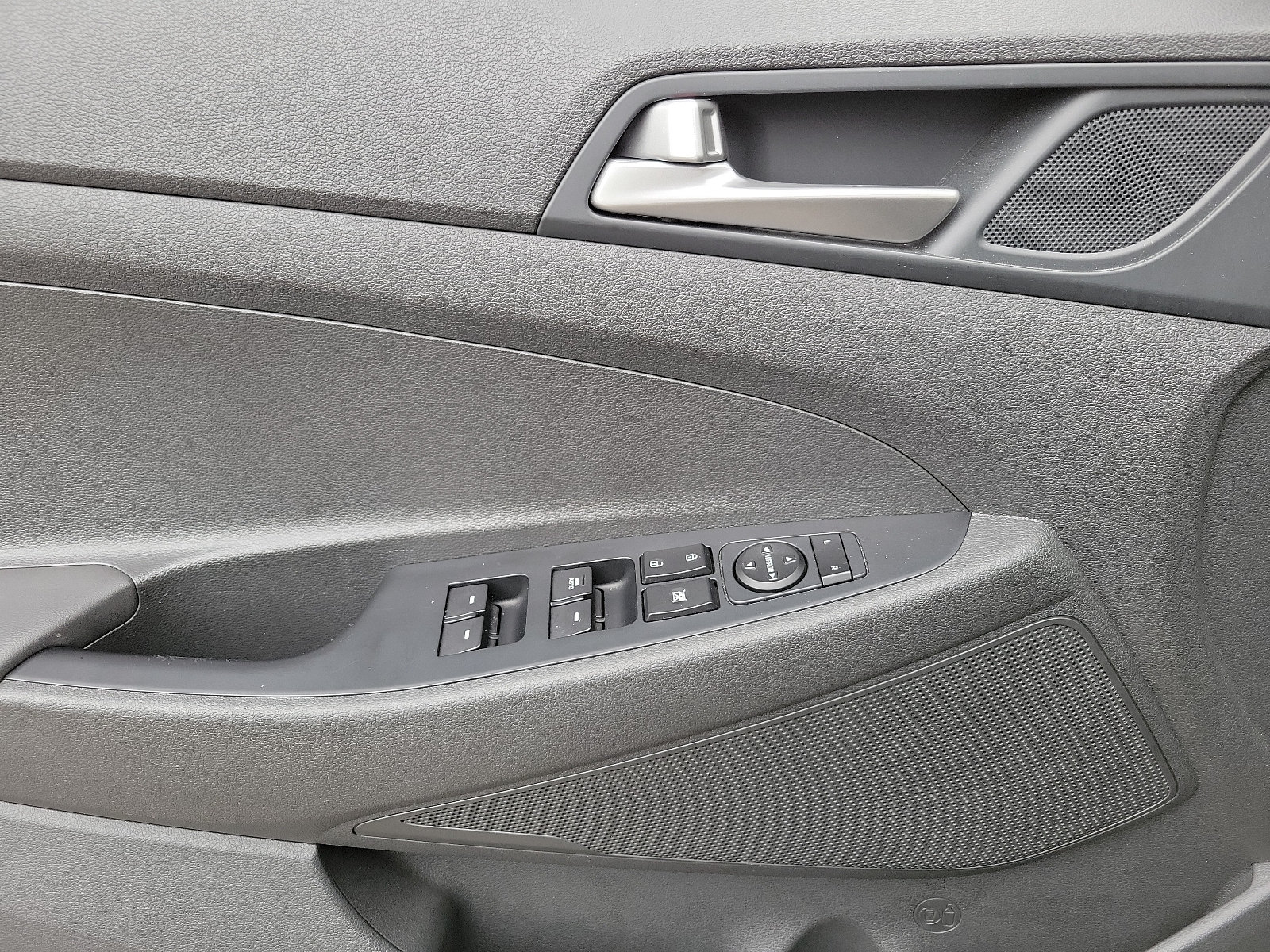 Used 2020 Hyundai Tucson Value AWD/4WD image 12