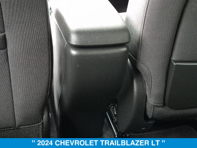 Used 2024 Chevrolet TrailBlazer LT w/ Driver Confidence Package AWD/4WD image 27