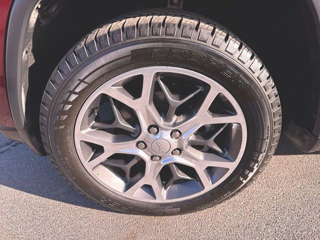 Used 2019 Jeep Grand Cherokee Limited image 33