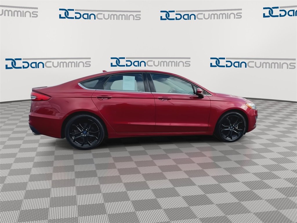 Used 2019 Ford Fusion SE w/ Equipment Group 151A image 9