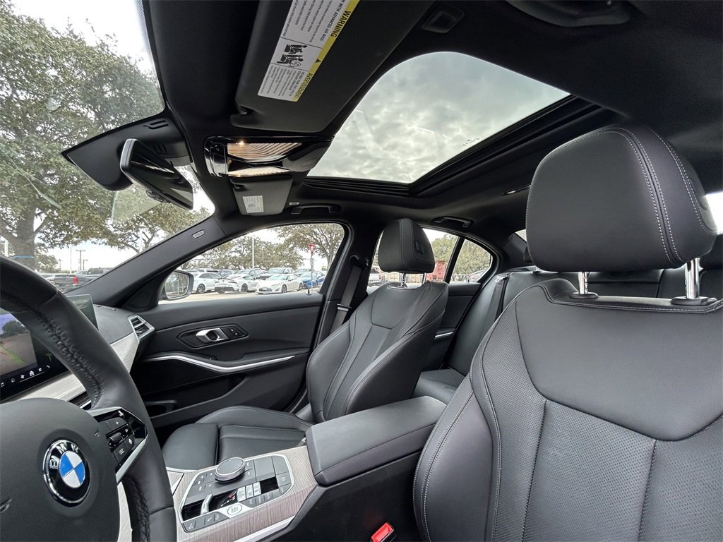 Used 2025 BMW 330i xDrive Sedan image 12