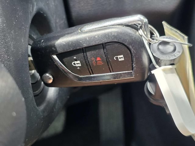 Used 2024 Toyota RAV4 LE AWD/4WD image 22