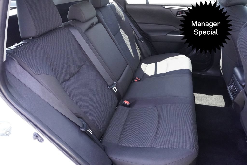Used 2025 Toyota RAV4 LE AWD/4WD image 27