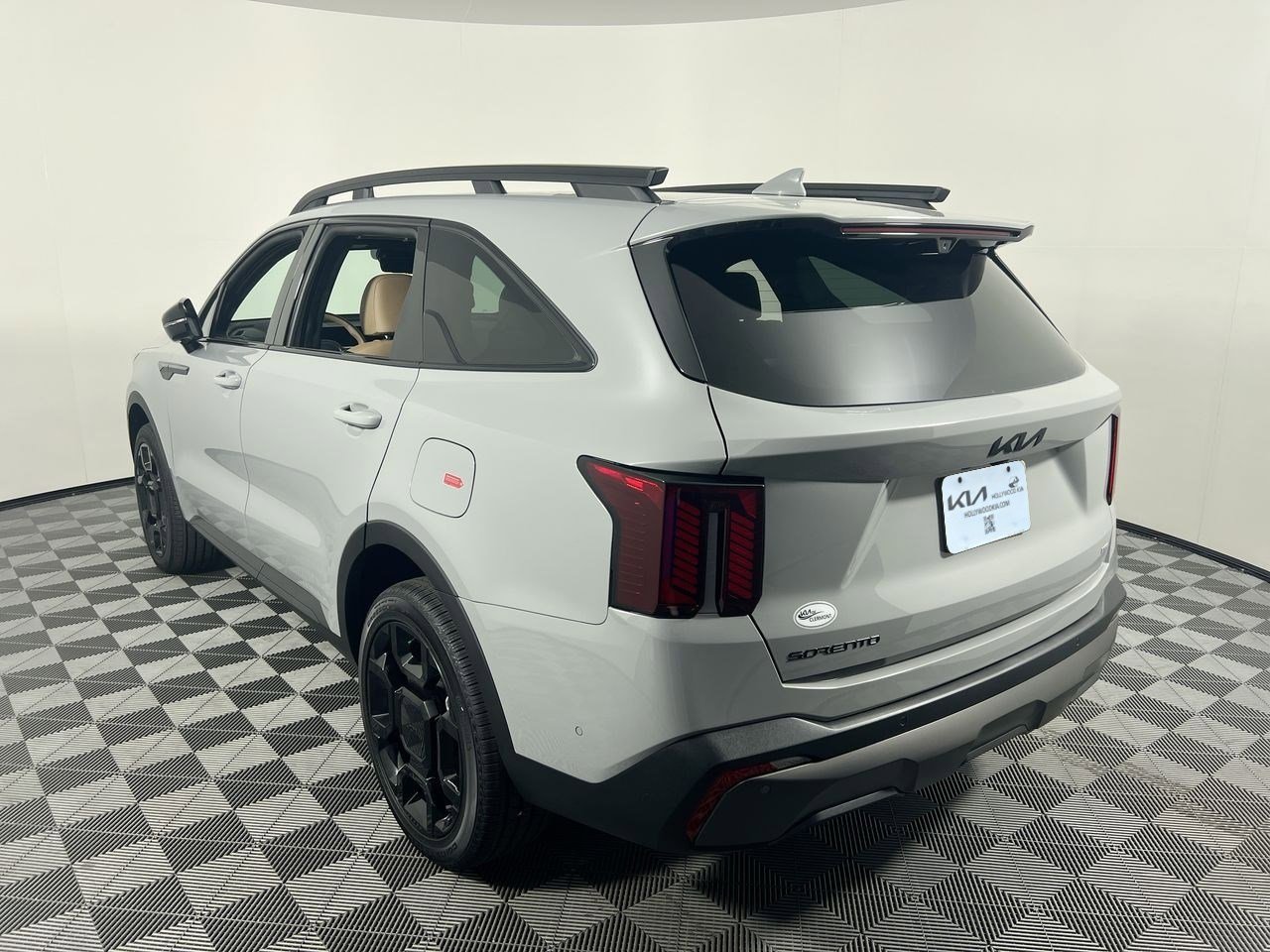 New 2025 Kia Sorento SX Prestige w/ Sage Leather Package image 9