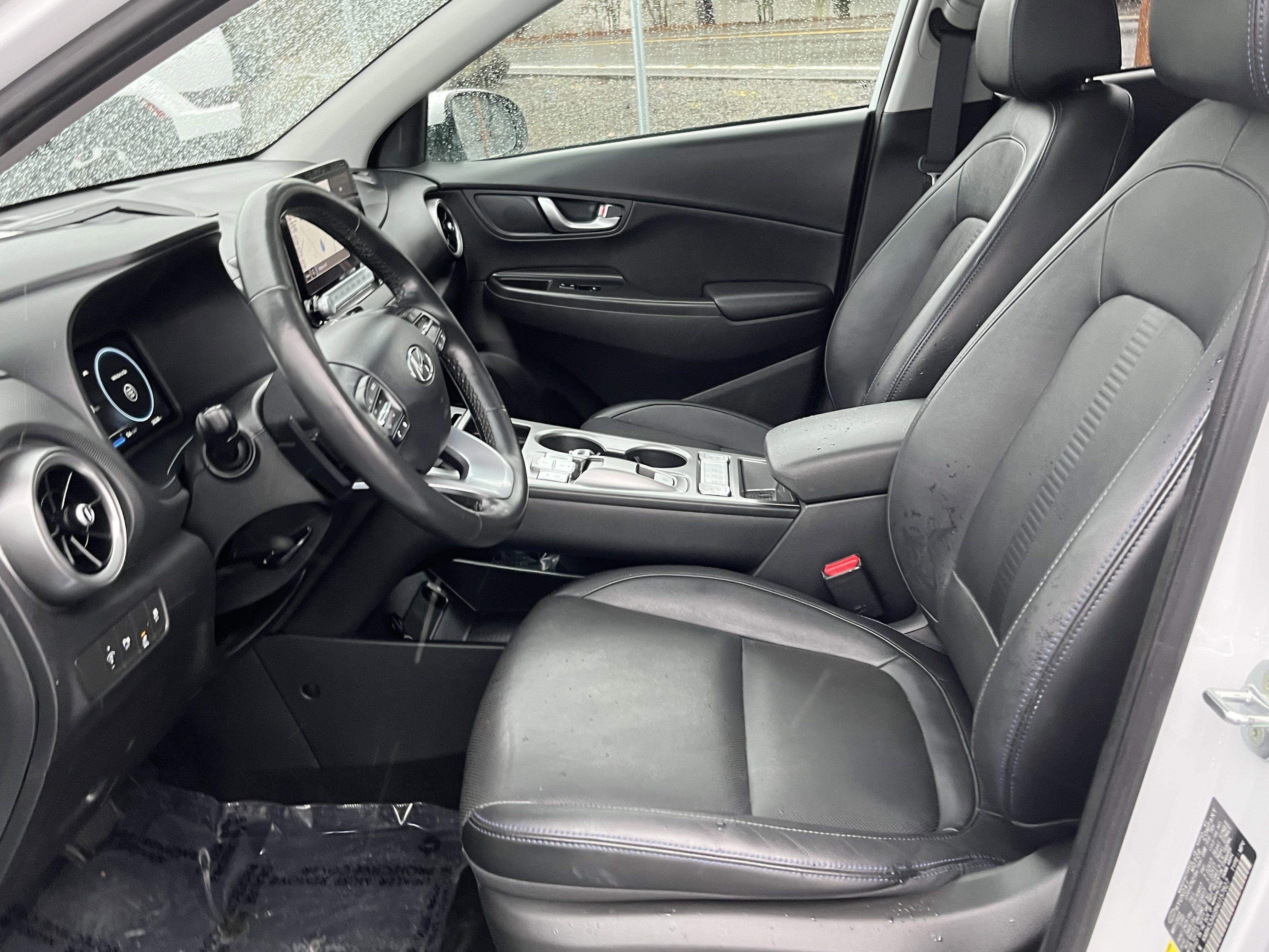 Certified 2022 Hyundai Kona Limited image 10