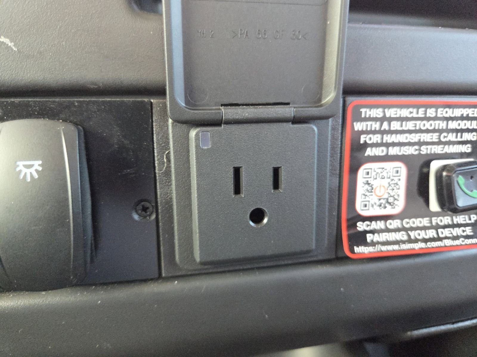 New 2025 GMC Savana 3500 w/ Power Convenience Package image 8