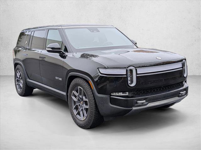 Used 2024 Rivian R1S Adventure image 3