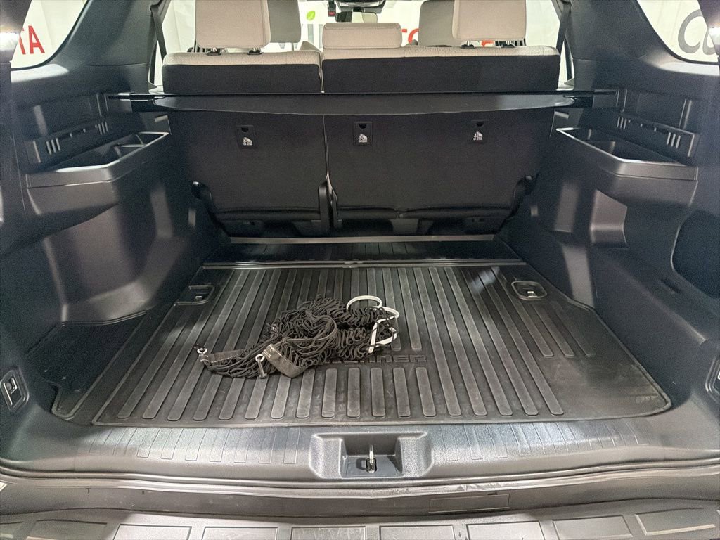 Used 2025 Toyota 4Runner SR5 image 17