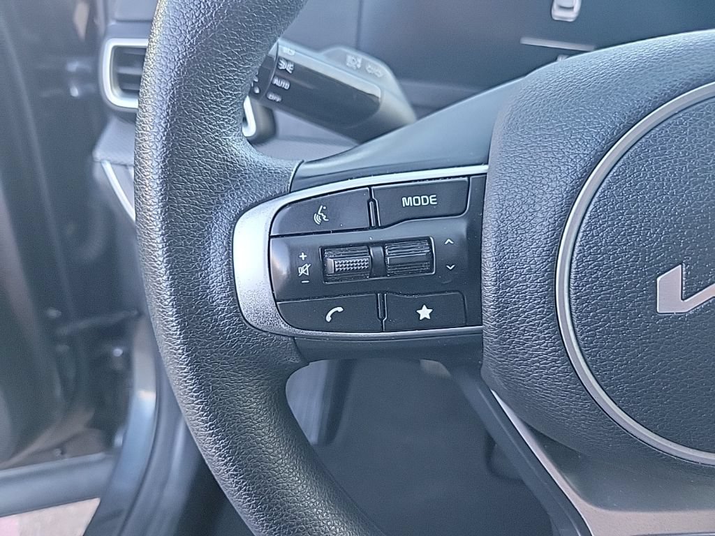 Used 2023 Kia Sportage LX FWD image 22