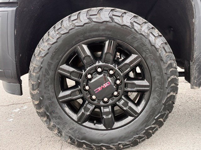 Used 2024 GMC Sierra 2500 AT4 AWD/4WD image 10