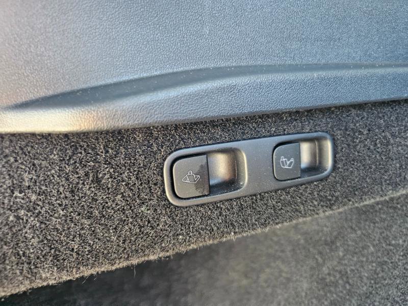 Used 2023 Tesla Model Y RWD image 69