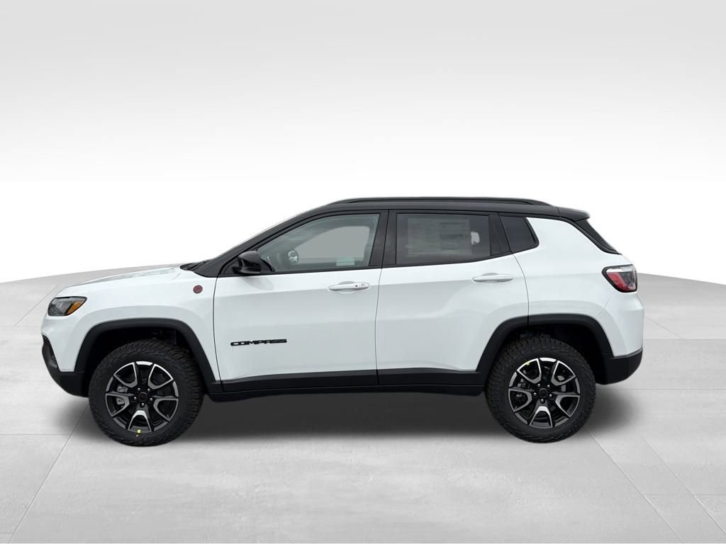 New 2026 Jeep Compass Trailhawk w/ Sun, Sound & Navigation Group image 4