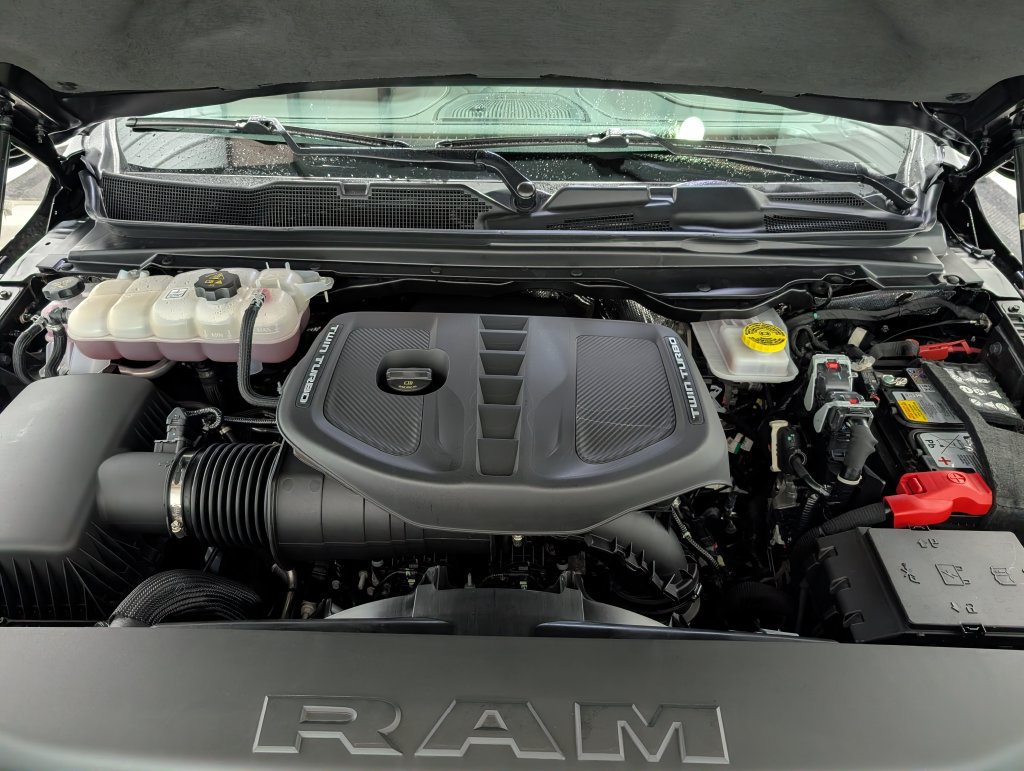 Used 2026 RAM 1500 Limited AWD/4WD image 35