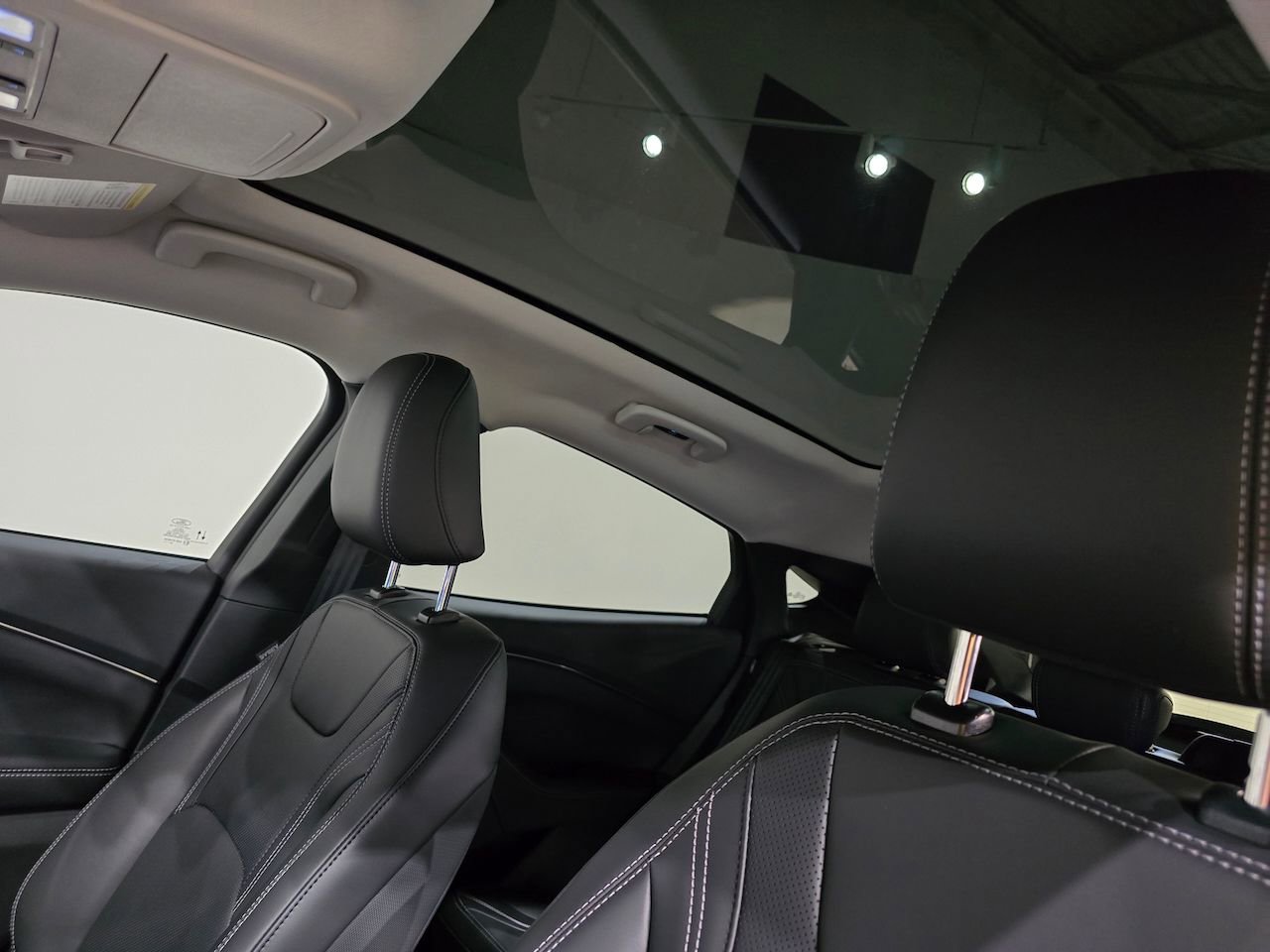 New 2025 Ford Mustang Mach-E Premium AWD/4WD image 31
