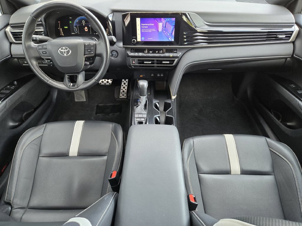 Used 2025 Toyota Camry SE FWD image 22