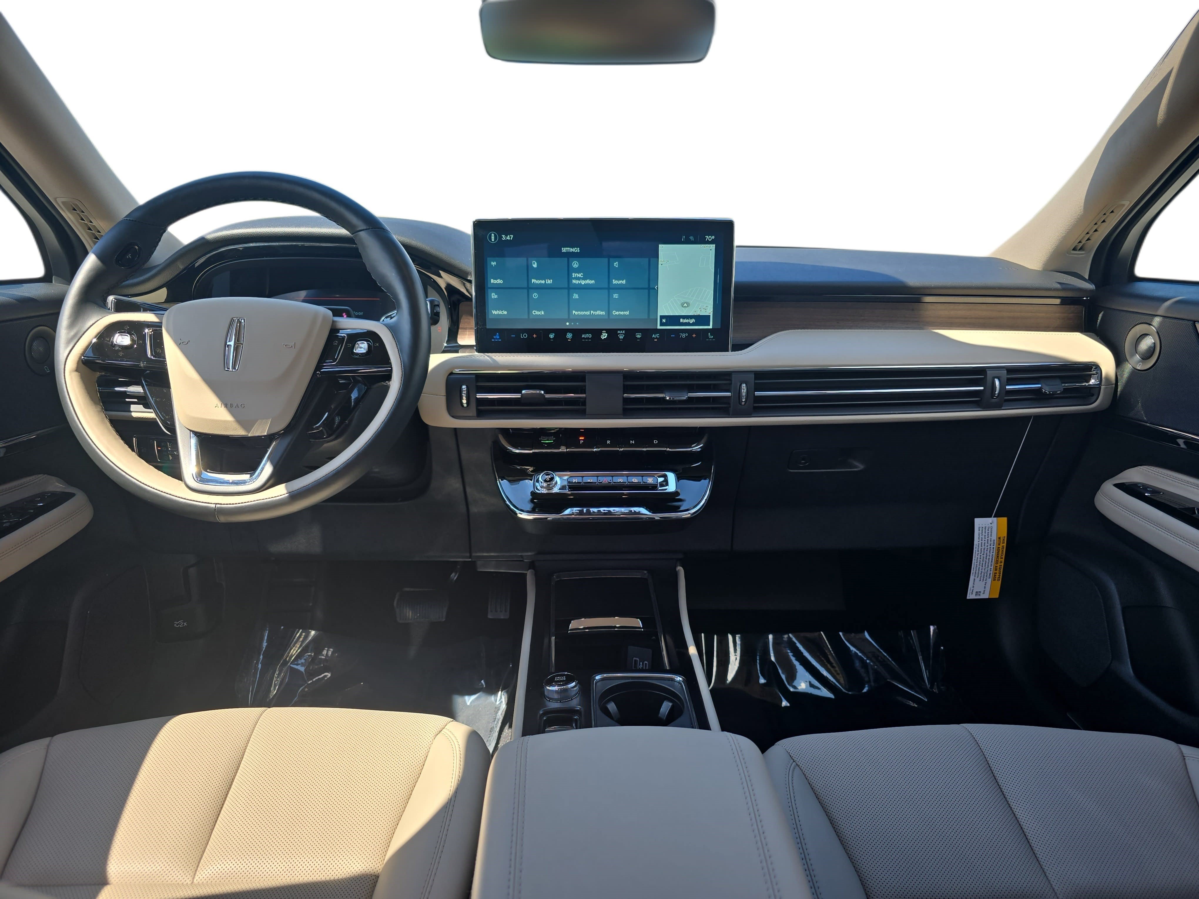 New 2026 Lincoln Corsair Reserve AWD/4WD image 9